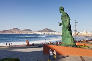 Las Palmas Prints: Sculpture at Alfredo Kraus Auditorium