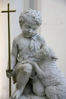 Images Dated 6th April 2007: Sculpture depicting Christ as a good shepherd in Santa Maria D