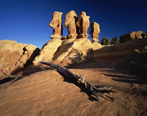 Sculptured Prints: Sculptured rock formations