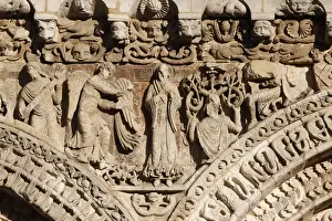 Sculptures on the western facade of Notre Dame la Grande church, Poitiers, Vienne