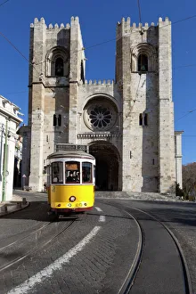 Cathedrals Prints: Se Cathedral and tram (electricos), Alfama, Lisbon, Portugal, Europe