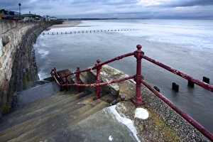 Bridlington Prints: Sea steps and incoming tide at North Sands