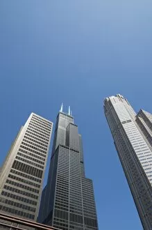 Sears Tower with white aerials, Chicago, Illinois, United States of America