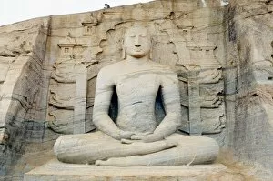 Images Dated 17th December 2011: Seated Buddha, Gal Vihara, Polonnaruwa, UNESCO World Heritage Site, North Central Province