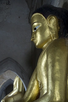 Traditionally Myanmarian Prints: Seated Buddhas, Gawdawpalin Pahto, Bagan (Pagan), Myanmar (Burma), Asia