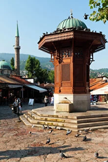 Images Dated 11th August 2010: Sebilj fountain in Pigeon Square, Sarajevo, Bosnia and Herzegovina, Europe