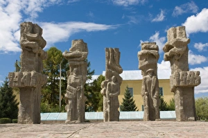Images Dated 2nd September 2009: Second World War monument, Bokonbayevo, Kyrgyzstan, Central Asia