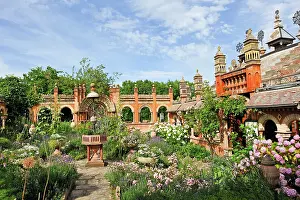 Landscaping Prints: The Secret Gardens, an unusual site at Vaulx
