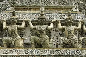 Images Dated 16th August 2010: Section of the Wat Arun (Temple of the Dawn), Bangkok, Thailand, Southeast Asia, Asia