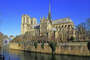 14th Century Gallery: Seine River with Notre Dame Cathedral, UNESCO World Heritage Site, Paris, Ile de France