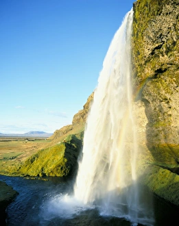 Seljalandsfoss waterfall