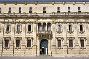 Images Dated 7th July 2008: Seminary, Duomo Square, Lecce, Lecce province, Puglia, Italy, Europe
