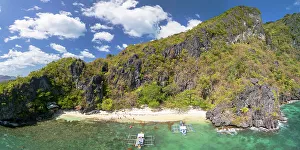 Fluffy Prints: Serenity Beach, Cadlao Island, El Nido
