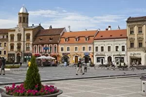 Sfatului Square, Brasov, Transylvania, Romania, Europe