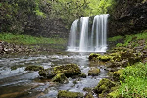 Waterfall Gallery: Sgwd yr Eira waterfall, Ystradfellte, Brecon Beacons National Park, Powys, Wales