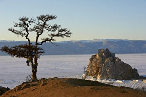 Shaman rock, Maloe More (Little Sea), frozen lake during winter, Olkhon island, Lake Baikal, UNESCO World Heritage Site, Irkutsk Oblast, Siberia, Russia, Eurasia