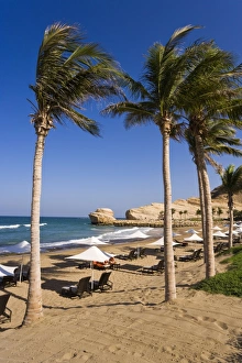 Images Dated 11th December 2007: Shangri-La Resort