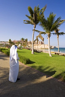Images Dated 11th December 2007: Shangri-La Resort