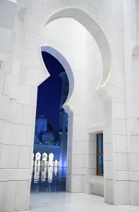 Marvel Prints: Detail of Sheikh Zayed Grand Mosque in Abu Dhabi, United Arab Emirates