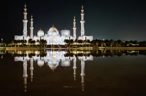 Minarets Prints: Sheikh Zayed Grand Mosque in Abu Dhabi, United Arab Emirates