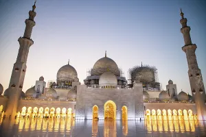 Detailed Prints: Detail of Sheikh Zayed Grand Mosque in Abu Dhabi, United Arab Emirates