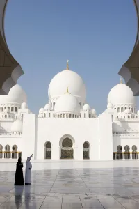 Headscarf Prints: Sheikh Zayed Grand Mosque, the biggest mosque in the U. A. E