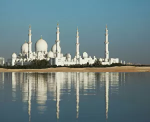 Domes Gallery: Sheikh Zayed Mosque, Abu Dhabi, United Arab Emirates, Middle East