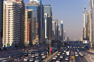 Images Dated 17th December 2007: Sheikh Zayed Road