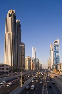 Images Dated 17th December 2007: Sheikh Zayed Road