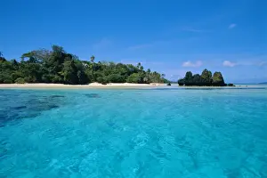 L Imestone Prints: Sheltered lagoons, limestone islets and deserted beaches of the Lau group