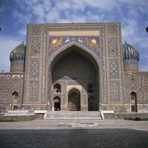 Madrasa Prints: The Sher Dor Madrasah dating from 1636 on Registan