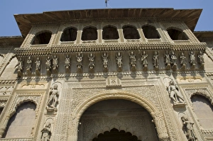 Shiva Hindu temple and Ahilya Fort Complex on banks