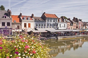 Shops and houses in the Saint Leu district of Amiens, Somme, Picardy, France, Europe