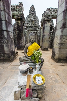 Sash Prints: Shrine in Bayon Temple in Angkor Thom