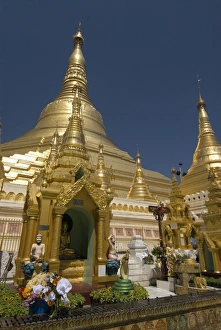 Shwedagon Pagoda, Yangon (Rangoon), Myanmar (Burma), Asia