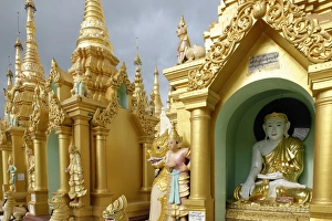 The Shwedagon Pagoda, Yangon (Rangoon), Yangon region, Republic of the Union of Myanmar (Burma), Asia