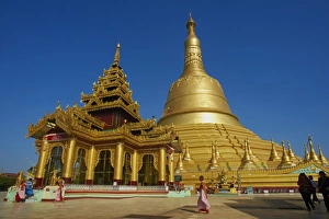 Pegu Prints: Shwemawdaw Pagoda, Bago (Pegu), Myanmar (Burma), Asia