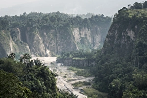 Bukittinggi Prints: Sianok Grand Canyon (Ngarai Sianok), Bukittinggi, West Sumatra, Indonesia, Southeast Asia