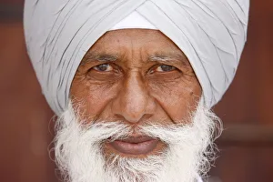Images Dated 2nd May 2008: Sikh, Dubai, United Arab Emirates, Middle East