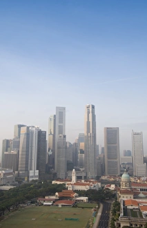 Images Dated 22nd March 2006: Singapore skyline with the Padang and Colonial District
