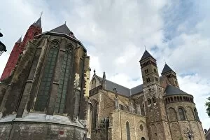 Images Dated 17th July 2010: Sint Janskerk (St. Johns Church) and Sint Servsbasiliek (St. Servatius Basilica)