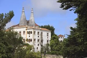 Images Dated 11th August 2008: Sintra National Palace, formerly the Royal or Town Palace, Sintra, UNESCO World Heritage Site