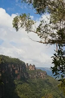 Images Dated 1st April 2011: The Three Sisters, Blue Mountains, Katoomba, New South Wales, Australia, Pacific