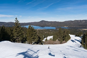 Images Dated 8th December 2010: Ski Resort, Big Bear Lake, California, United States of America, North America