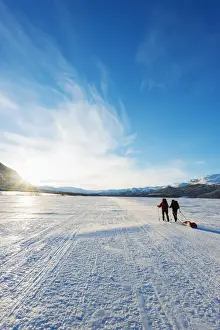 Pulling Prints: Ski touring on Kungsleden (The Kings Trail) frozen lake