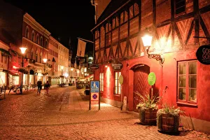 Lifestyle Gallery: Skomakaregatan street in the old city center
