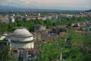 Piemonte Prints: Skyline of north east of the city