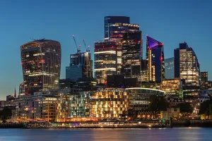 Aesthetics Prints: Skyline vofLondon along River Thames, City of London, England