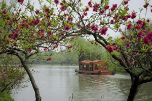 Passenger Prints: Slender West Lake, Yangzhou, Jiangsu province, China, Asia