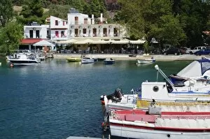 Images Dated 30th August 2008: Small fishing harbour of Agnontas, Skopelos, Sporades Islands, Greek Islands